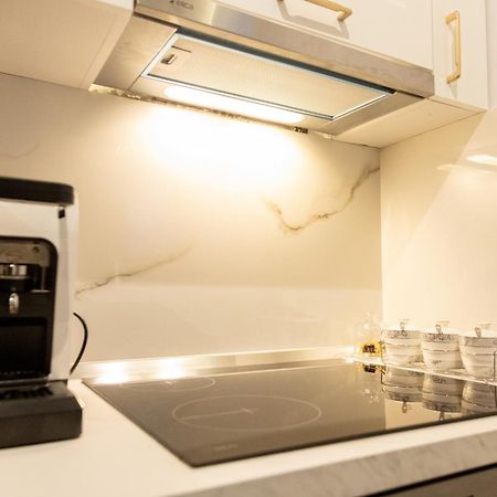 Cozy Loft-Blloku Downtown Ξενοδοχείο Τίρανα Εξωτερικό φωτογραφία