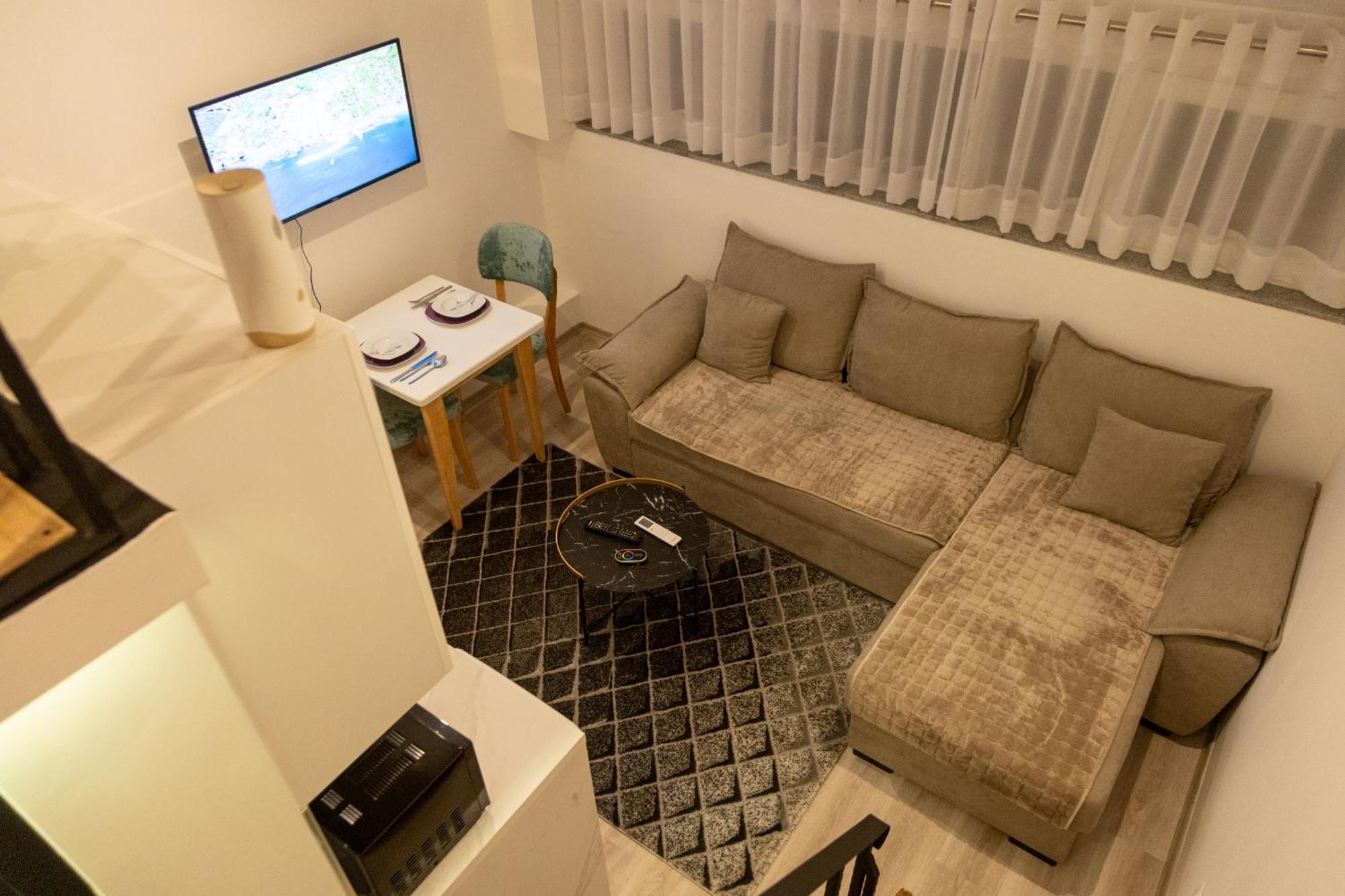 Cozy Loft-Blloku Downtown Ξενοδοχείο Τίρανα Εξωτερικό φωτογραφία