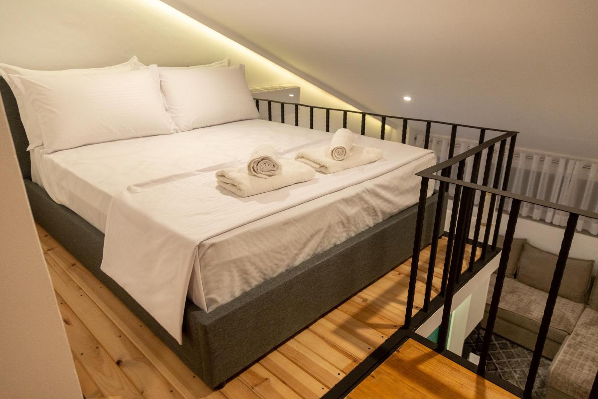 Cozy Loft-Blloku Downtown Ξενοδοχείο Τίρανα Εξωτερικό φωτογραφία